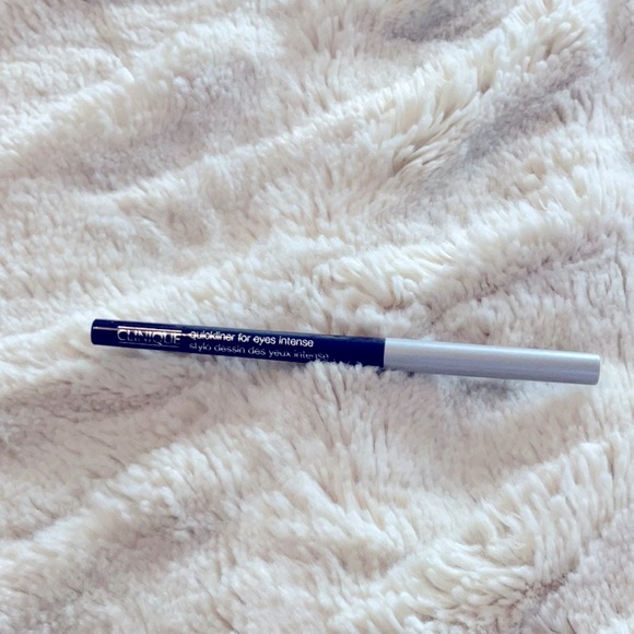 Clinique Other - Clinique Quickliner for Eyes Intense NWT